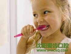 幼儿使用含氟牙膏好不好?