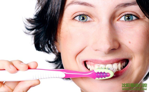 多长时间洗牙最合适?