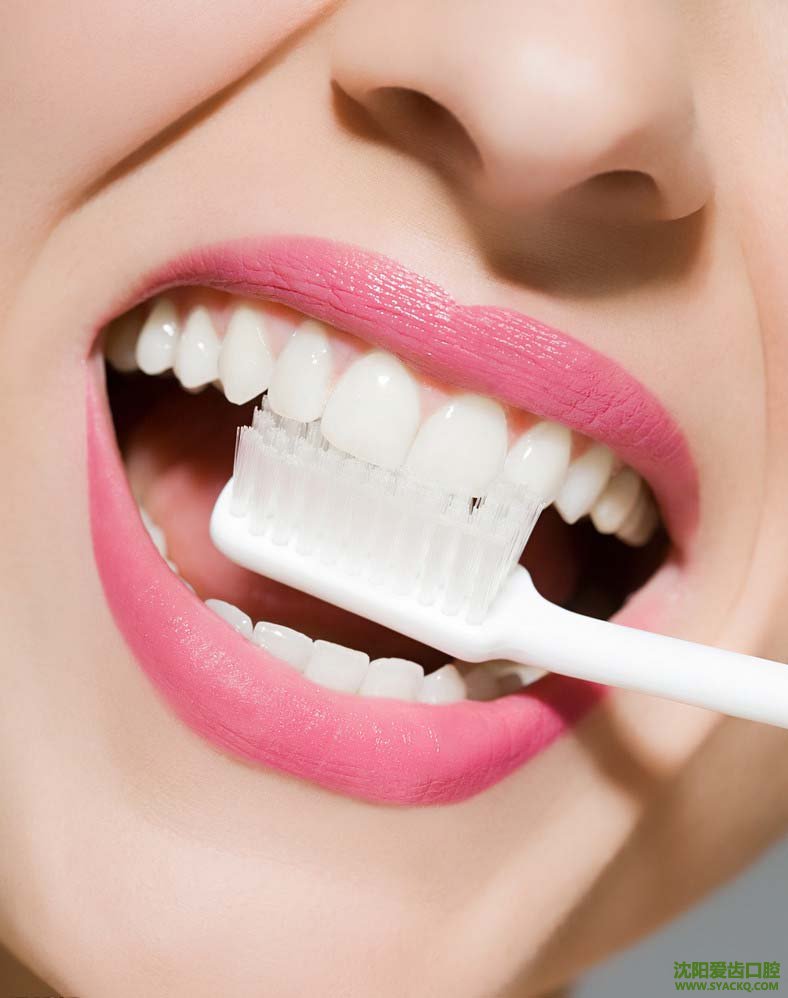 美容冠可以修复遗传性黄牙吗