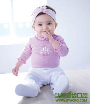 小孩换牙时需注意哪些问题?